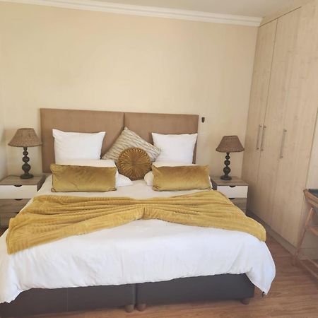 Jenvey House Selfcatering Apartments & Bnb Port Elizabeth Exteriör bild