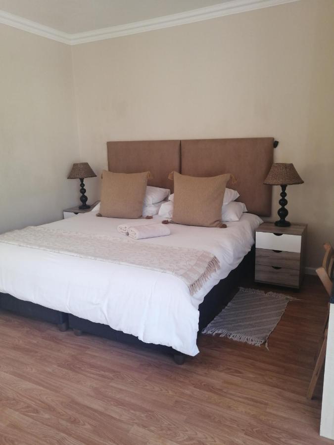 Jenvey House Selfcatering Apartments & Bnb Port Elizabeth Exteriör bild